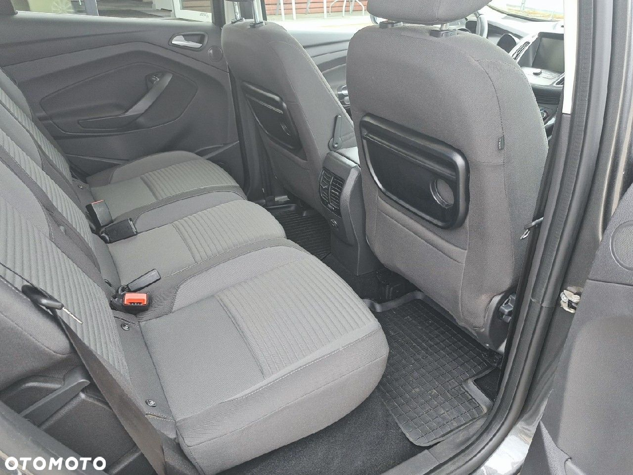 Ford C-MAX 1.5 EcoBoost Titanium ASS - 24