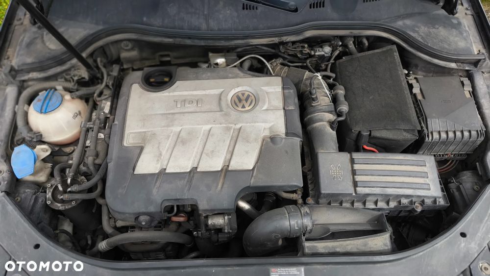 Volkswagen Passat 2.0 TDI DPF Comfortline - 9