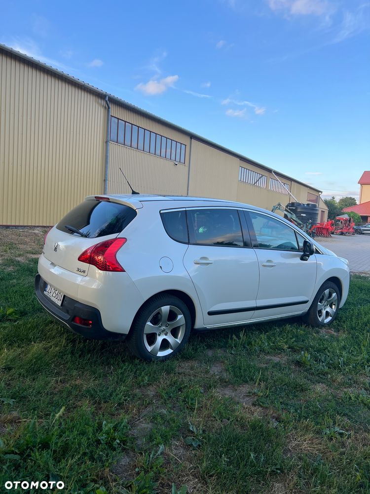 Peugeot 3008 2.0 HDi Premium - 5