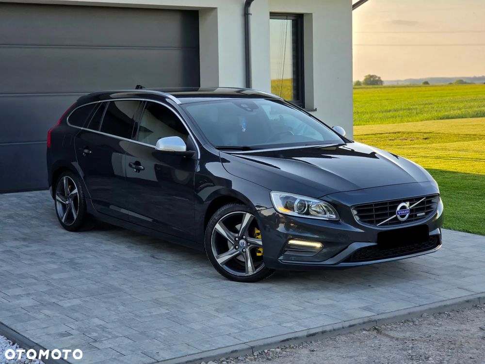 Volvo V60 D4 Drive-E R-Design Summum - 3