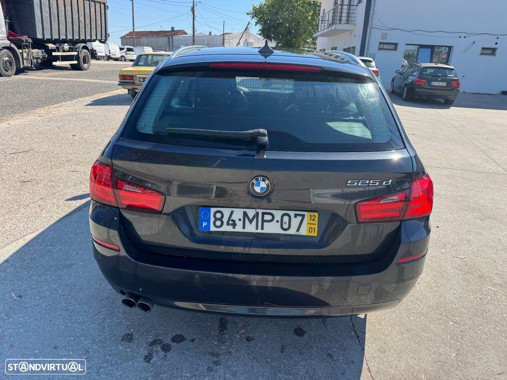 BMW 525 d Exclusive Auto - 2