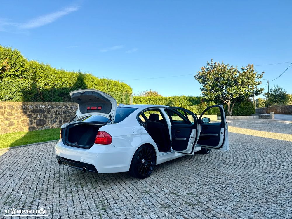 BMW 318 d Edition M Sport Shadow - 45