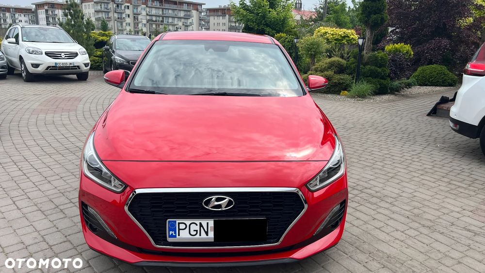 Hyundai i30 1.0 T-GDI Connect & Go - 11