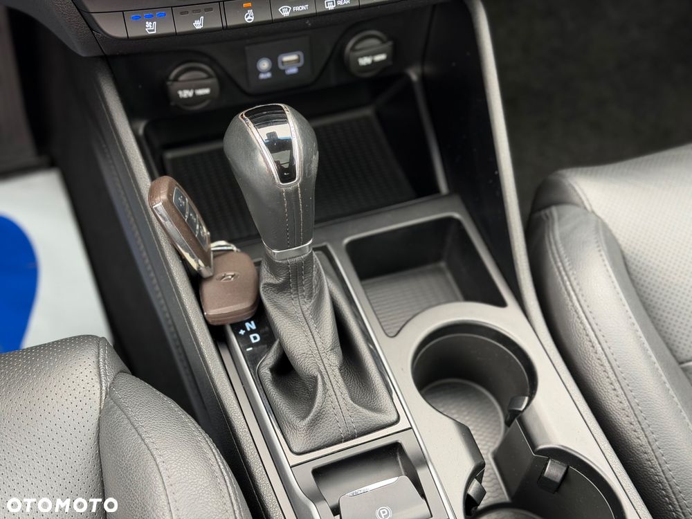 Hyundai Tucson 2.0 CRDI 4WD Automatik Premium - 12