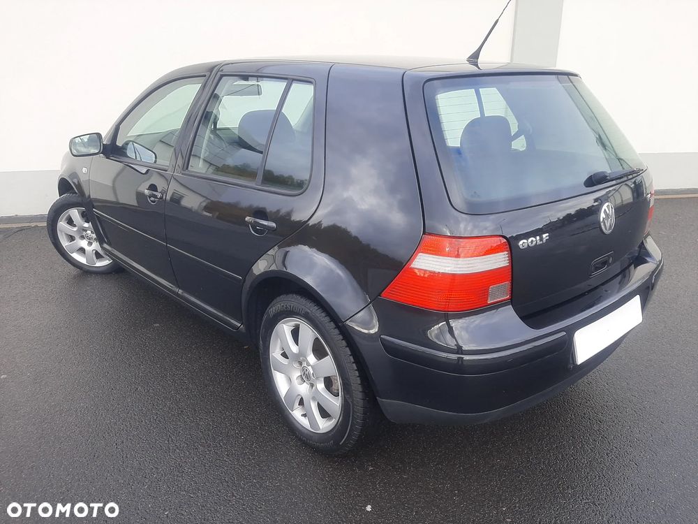 Volkswagen Golf IV 1.6 Highline - 15