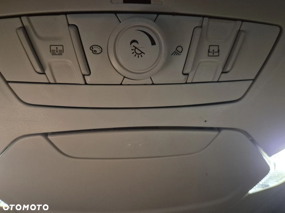 Ford Escape 2.0 EcoBoost AWD Titanium - 16