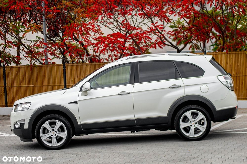 Chevrolet Captiva 3.0 V6 LTZ - 8