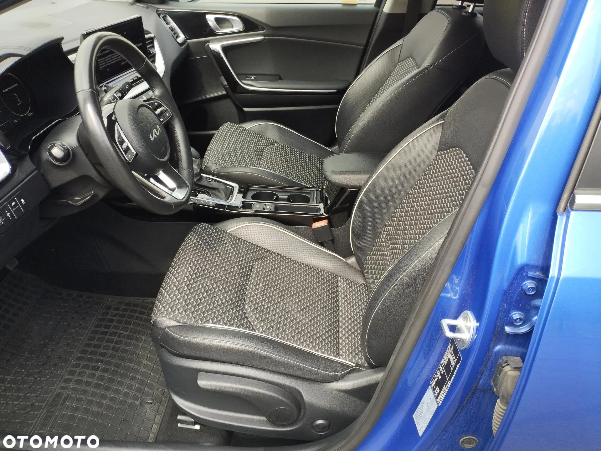 Kia XCeed 1.5 T-GDI Business Line DCT - 19