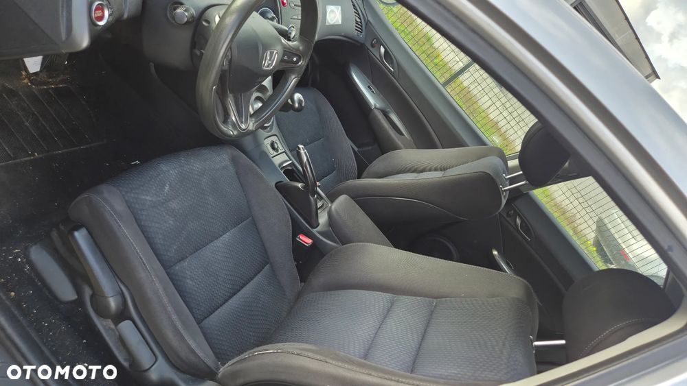 Honda Civic 2010 photo 5