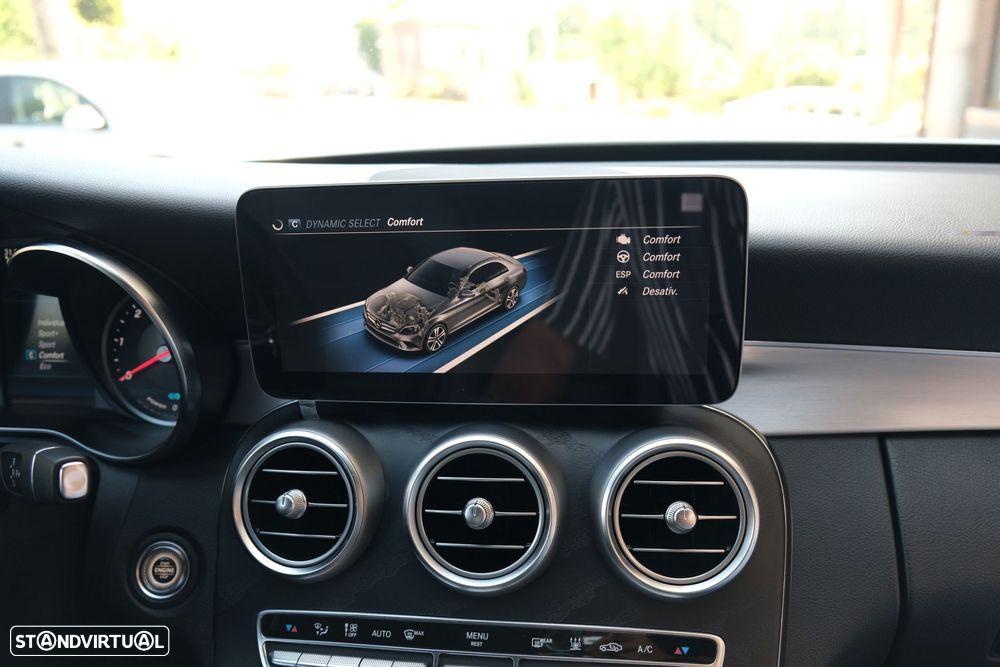 Mercedes-Benz C 300 de AMG Line - 27