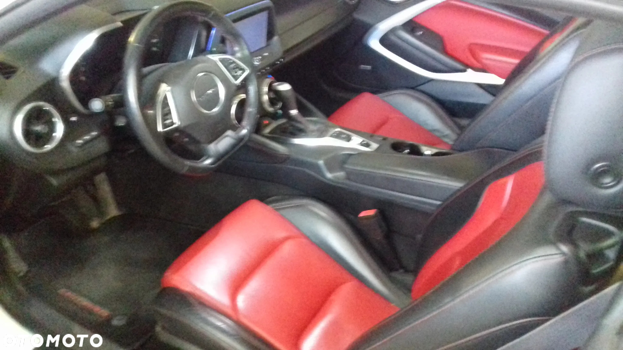Chevrolet Camaro Coupe 2.0 - 12
