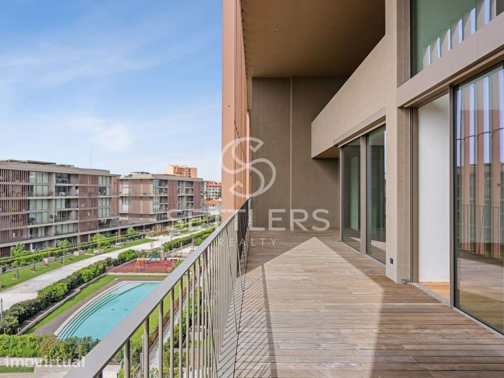 Apartamento T4 em Condomínio a 350 Metros do Mar - Grande imagem: 4/26