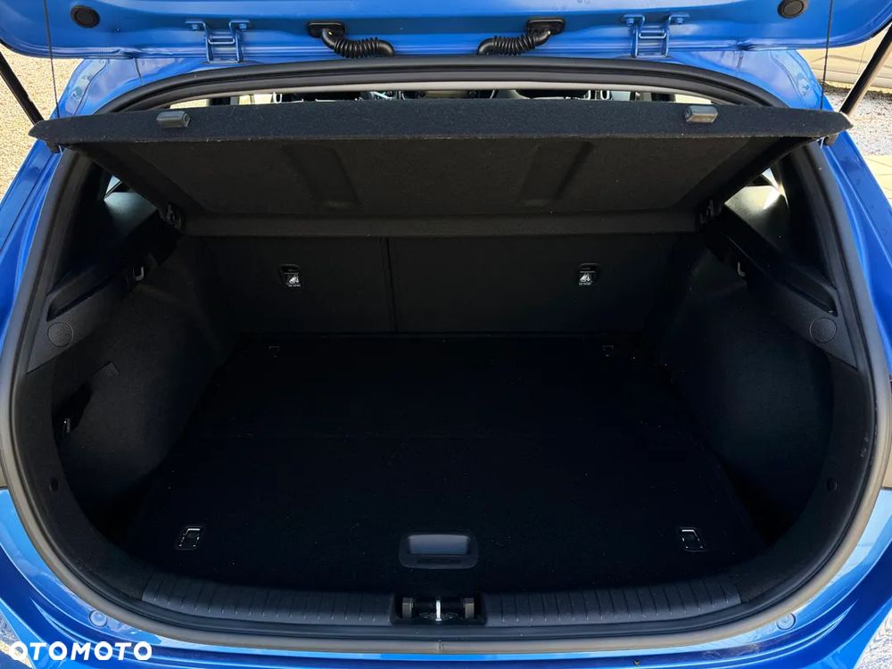 Kia Ceed 1.4 T-GDI DCT OPF Vision - 38