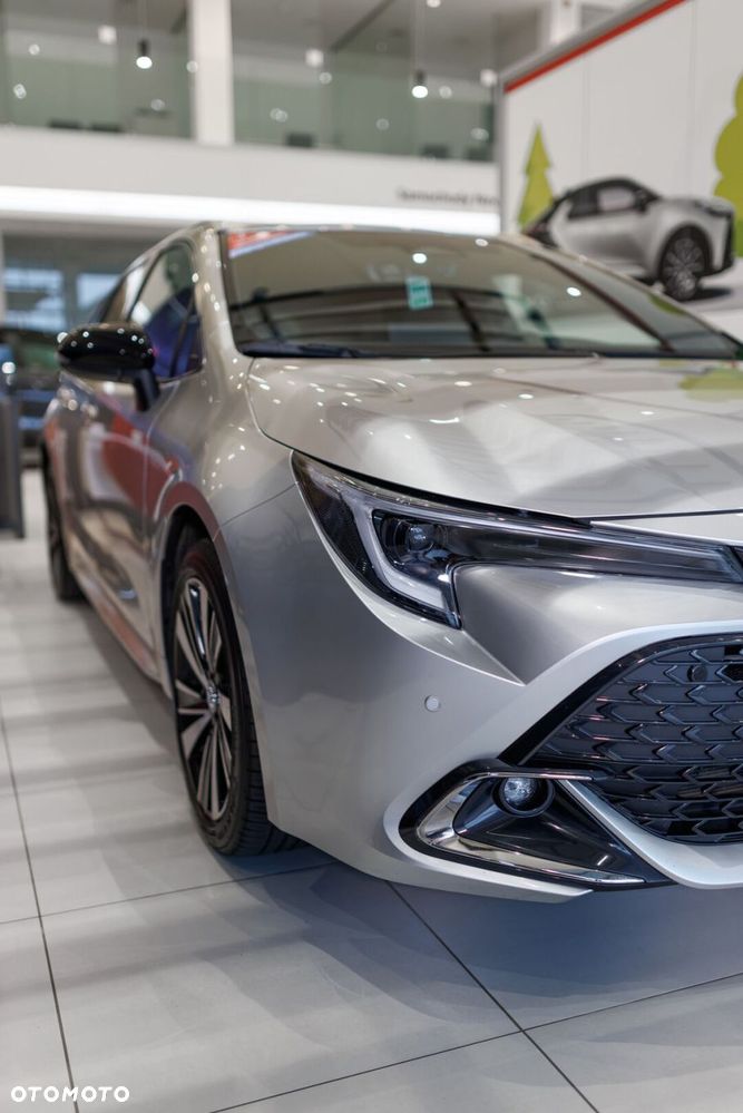 Toyota Corolla - 13