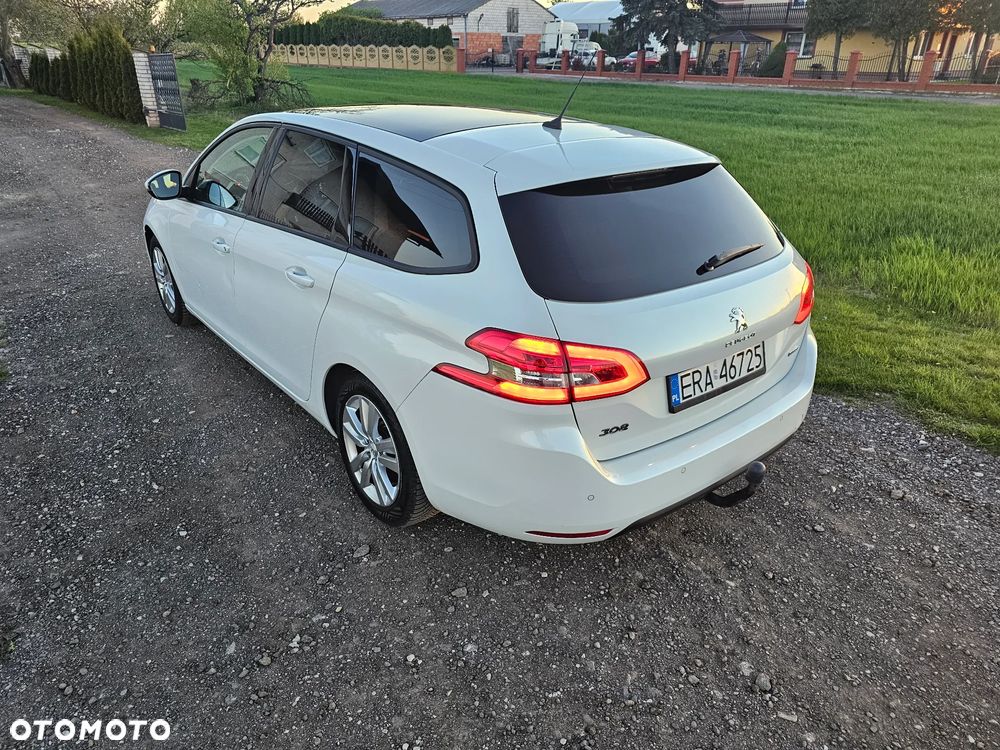 Peugeot 308 - 4