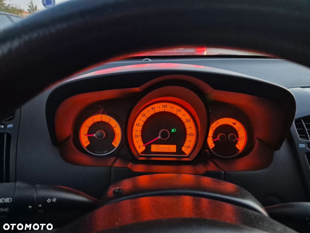 Kia Ceed - 9