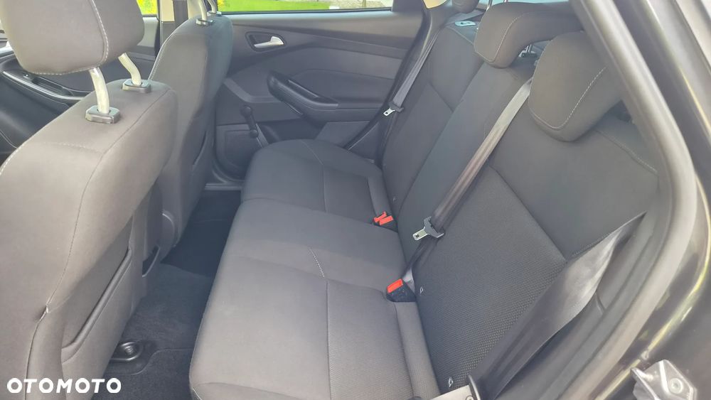 Ford Focus 1.0 EcoBoost STart-Stopp-System TITANIUM - 19