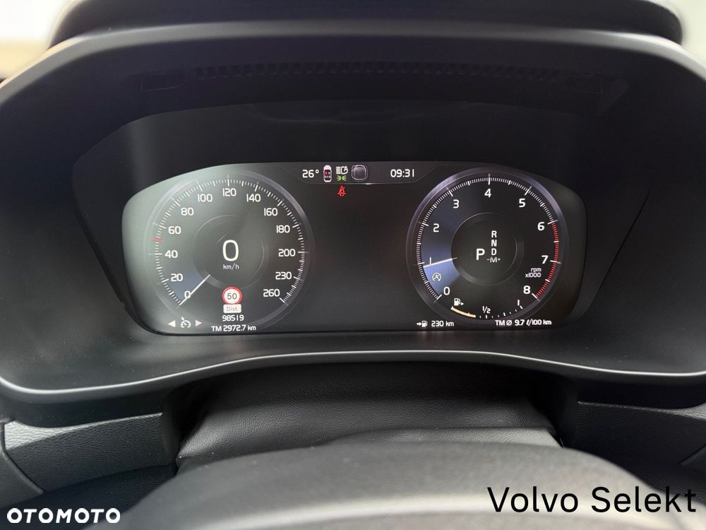 Volvo XC 40 - 18