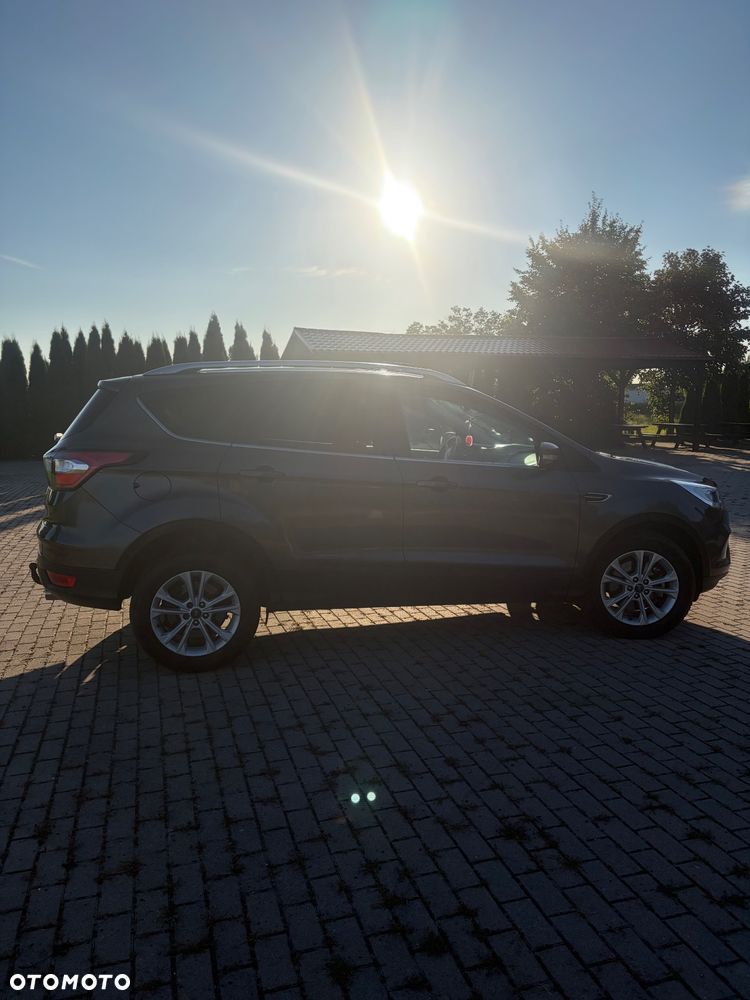 Ford Kuga 2.0 TDCi 4x2 Titanium - 9