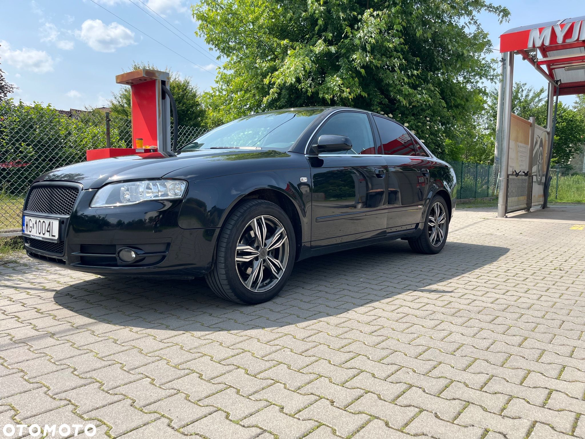 Audi A4 - 1