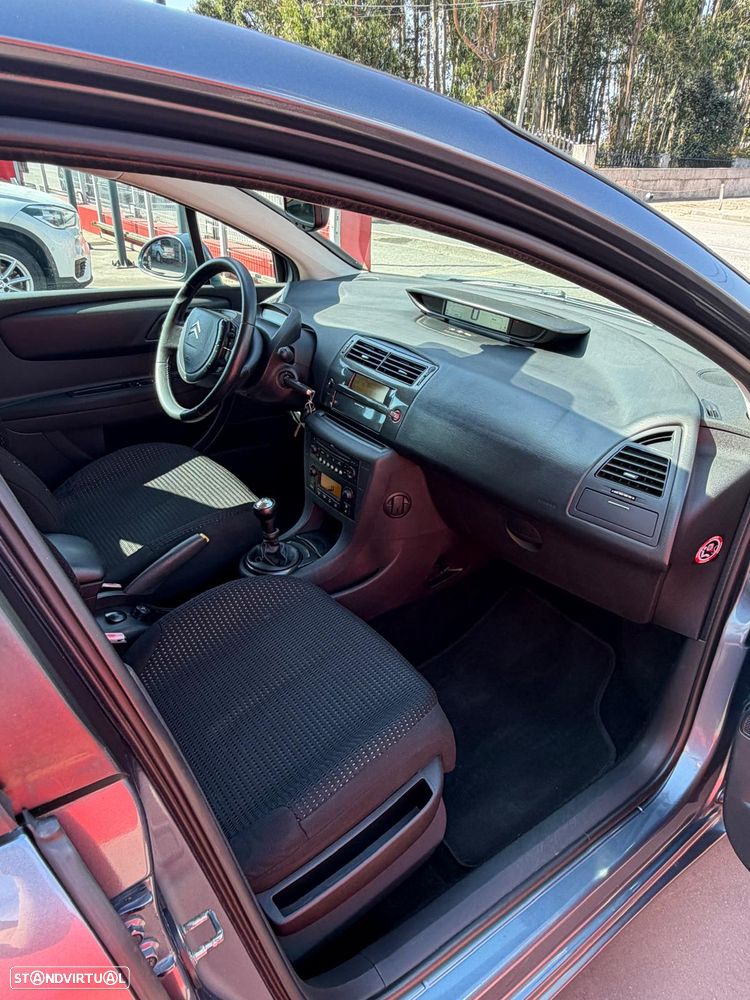 Citroën C4 1.6 HDi VTR Pack - 27