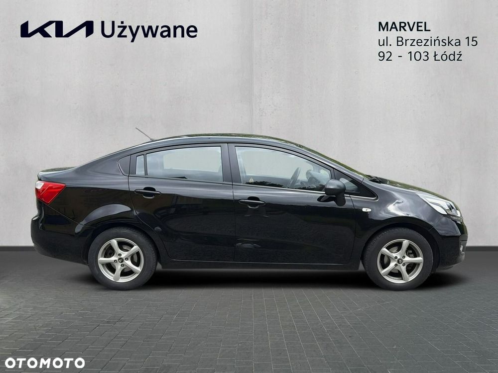 Kia Rio - 9