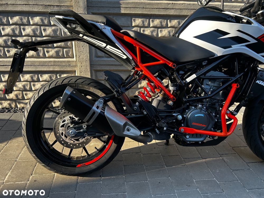 KTM Duke - 5