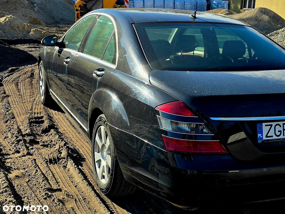 Mercedes-Benz S-Class 2009 photo 2
