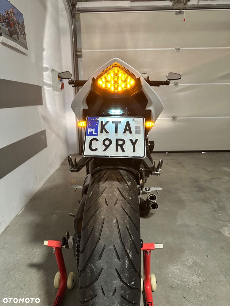 Honda CB - 22