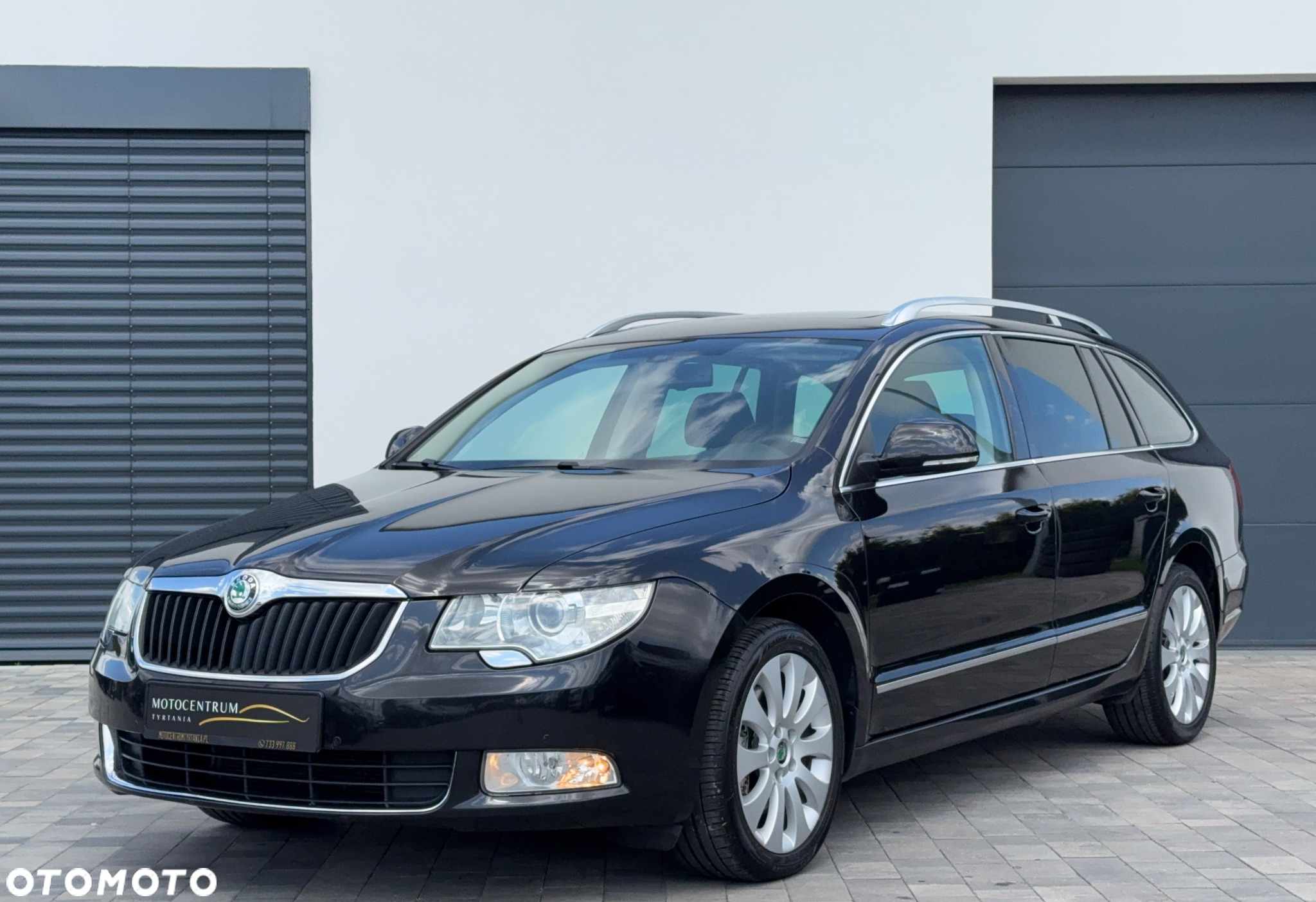 Skoda Superb 2.0 TDI DSG Elegance - 2