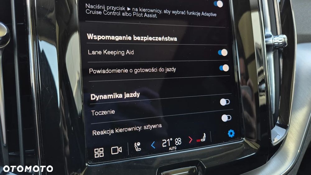 Volvo XC 60 T6 Plug-In Hybrid AWD Inscription Expression - 19