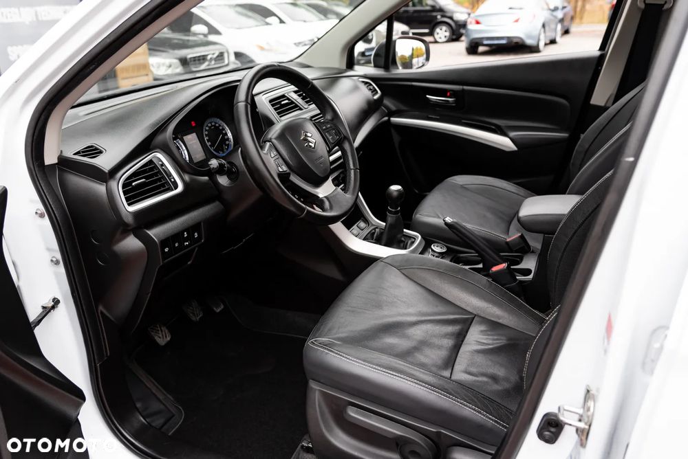 Suzuki SX4 S-Cross 1.6 VVT 4x4 limited+ - 19