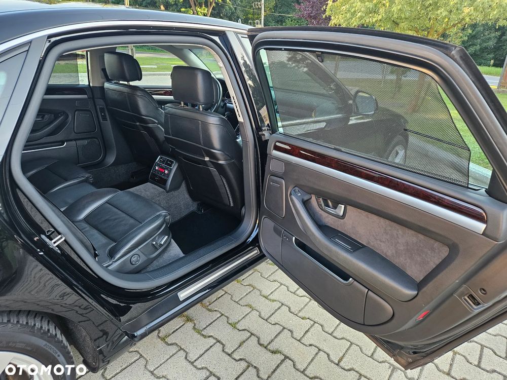 Audi A8 4.2 FSI L Quattro - 13