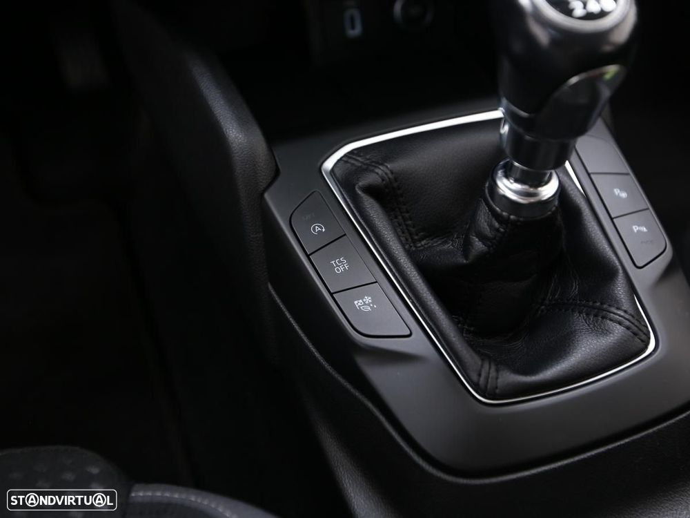 Ford Focus SW 1.5 TDCi EcoBlue Business - 23