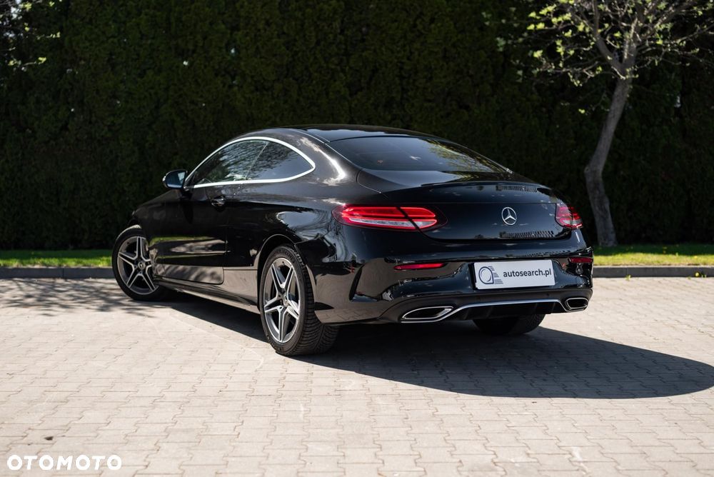 Mercedes-Benz Klasa C 300 9G-TRONIC - 7