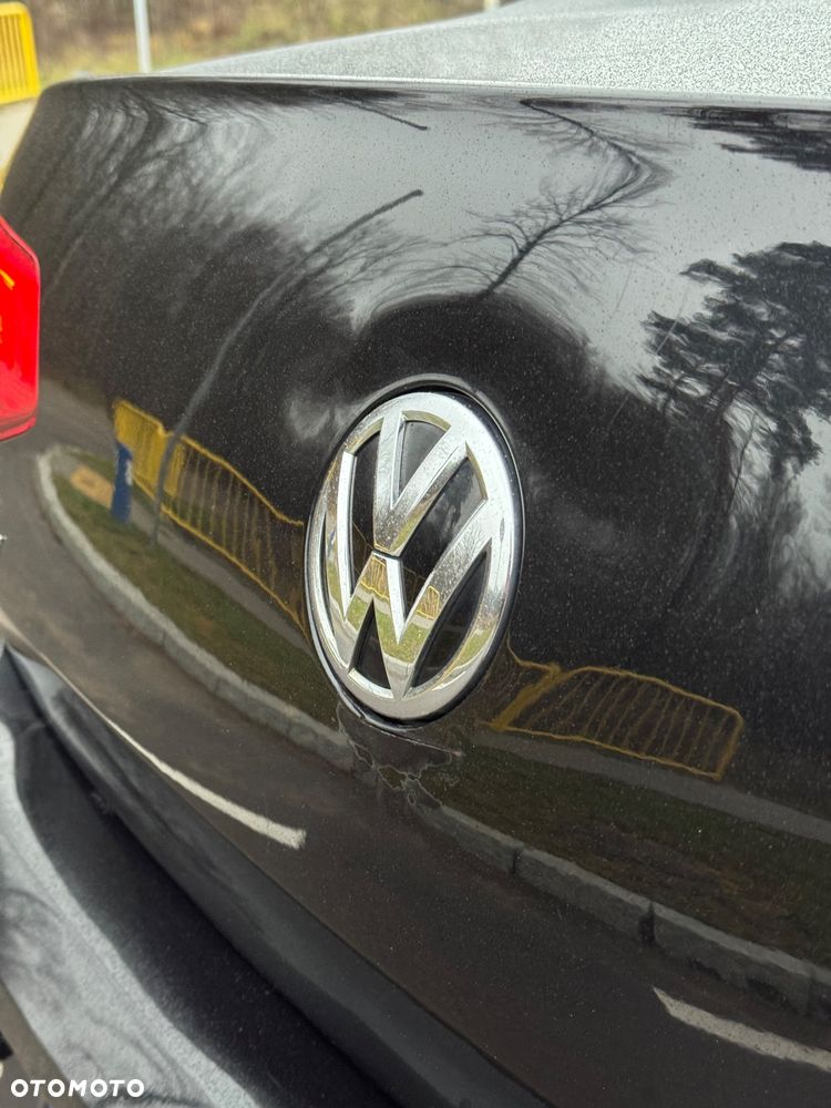Volkswagen Passat 1.6 TDI BMT Trendline - 8