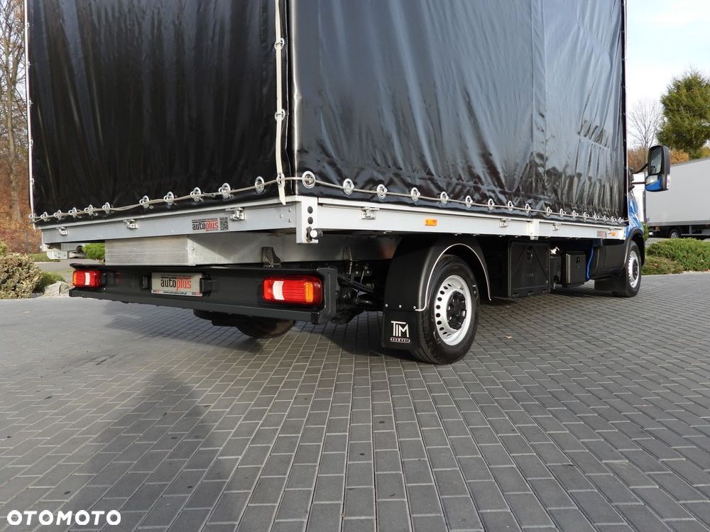 Iveco DAILY 35S21 PLANDEKA 10 PALET WEBASTO TEMPOMAT NAWIGACJA LEDY AUTOMAT HI-MATIC KLIMATYZACJA  210KM - 25
