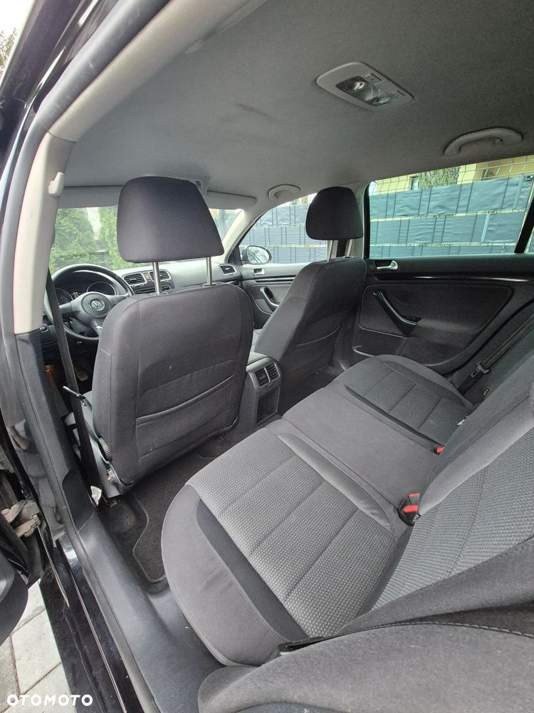 Volkswagen Jetta 2.0 TDI DPF Highline - 6