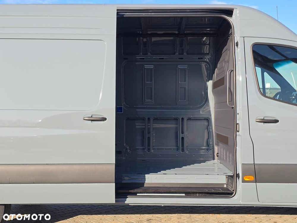 Mercedes-Benz Sprinter 317 CDI Long BASE 9G-Tronic - 7