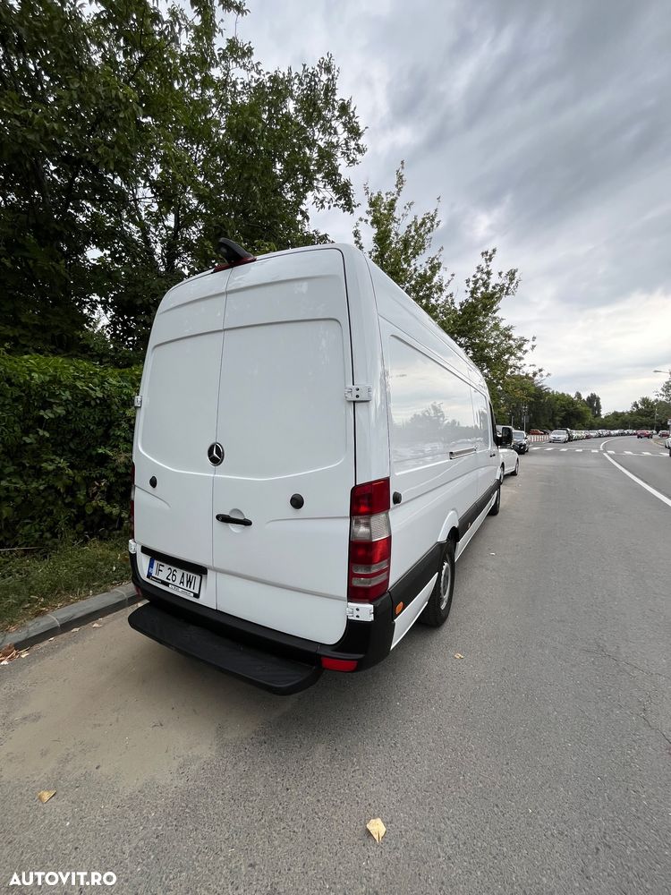 Mercedes-Benz Sprinter - 4