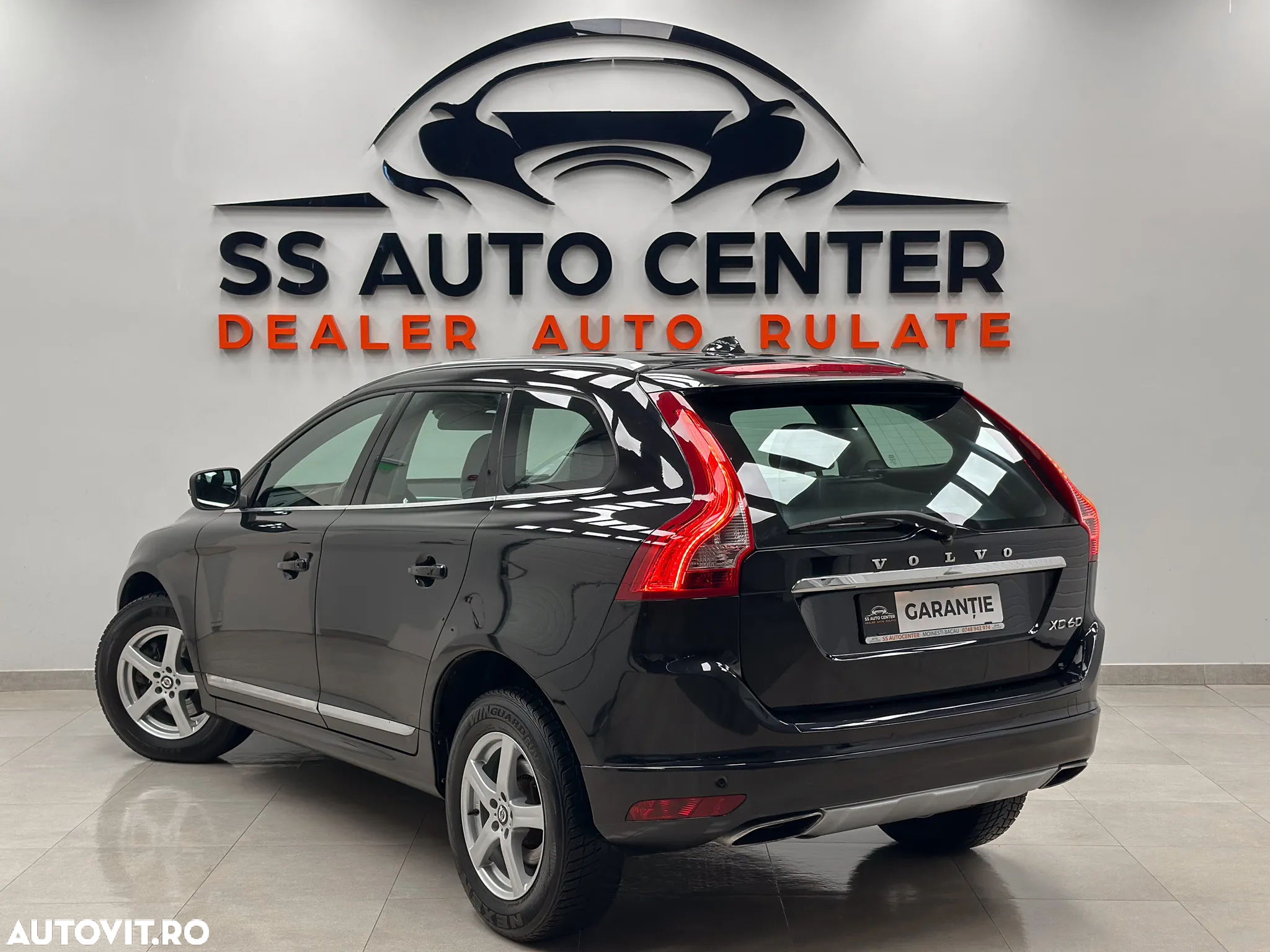 Volvo XC 60 2.4D AWD Aut. Summum - 4
