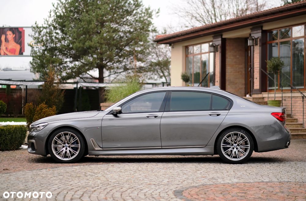 BMW Seria 7 M760Li xDrive V12 Excellence - 13