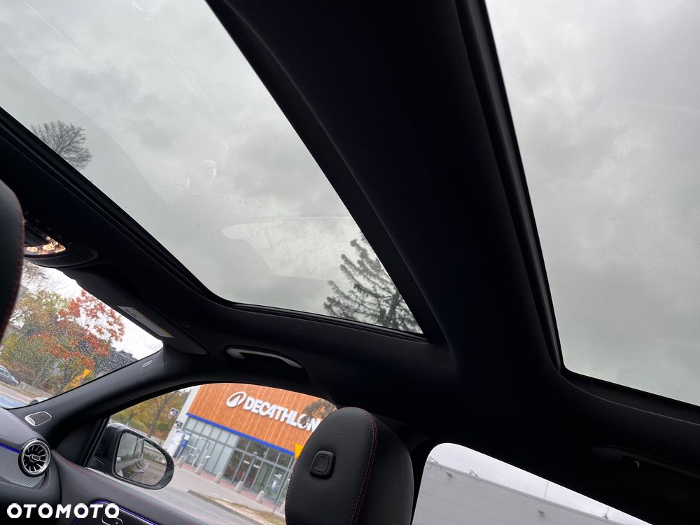 Mercedes-Benz GLA 250 4-Matic AMG Line - 14