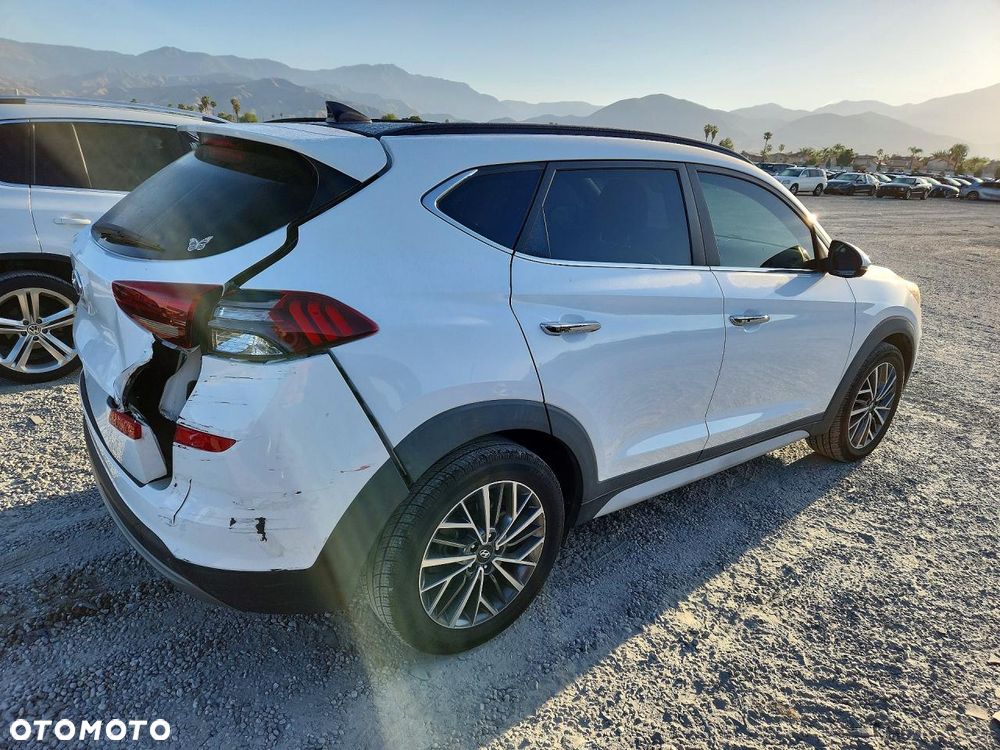 Hyundai Tucson - 4