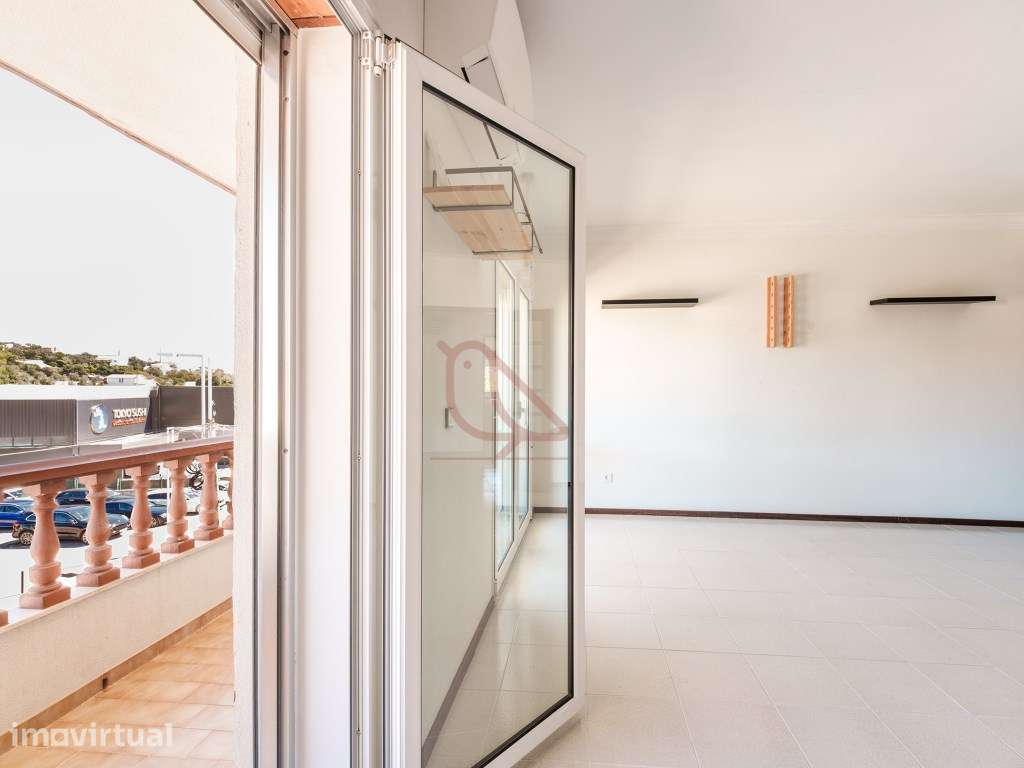 Apartamento T3 em Fátima / Arrendamento - Grande imagem: 2/31