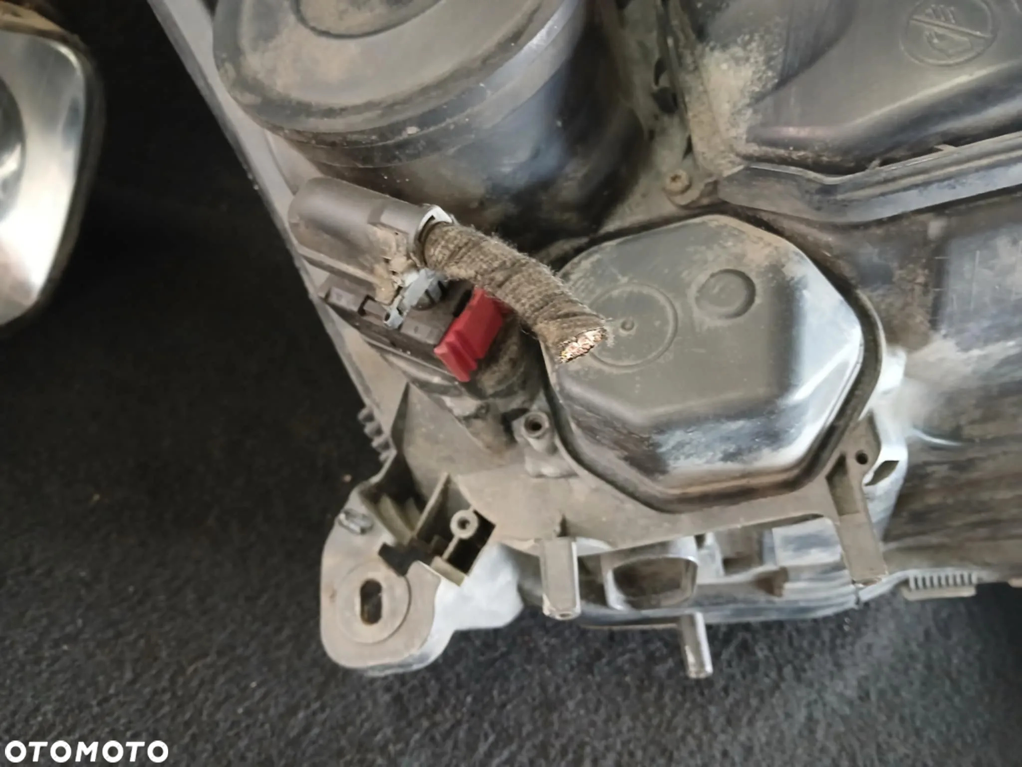 Opel Astra H Lampa przednia lewa, prawa Xenon - 6