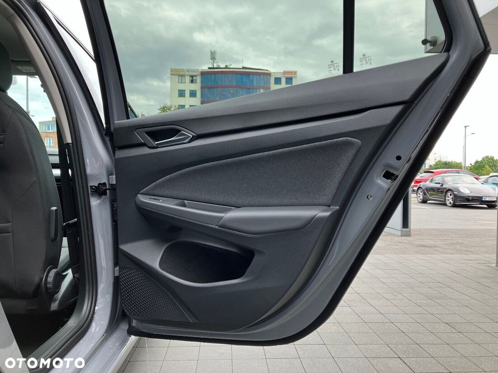 Volkswagen Golf Variant - 22