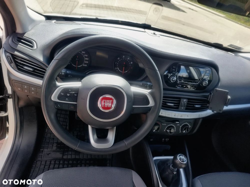 Fiat Tipo - 8