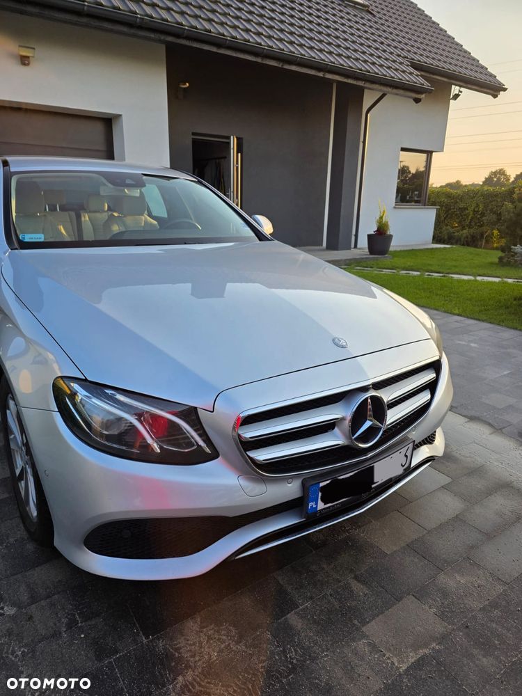 Mercedes-Benz Klasa E 220 d 9G-TRONIC - 9