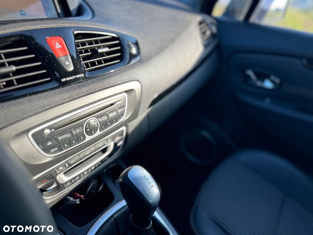 Renault Grand Scenic 2.0 16V 140 CVT Dynamique - 26